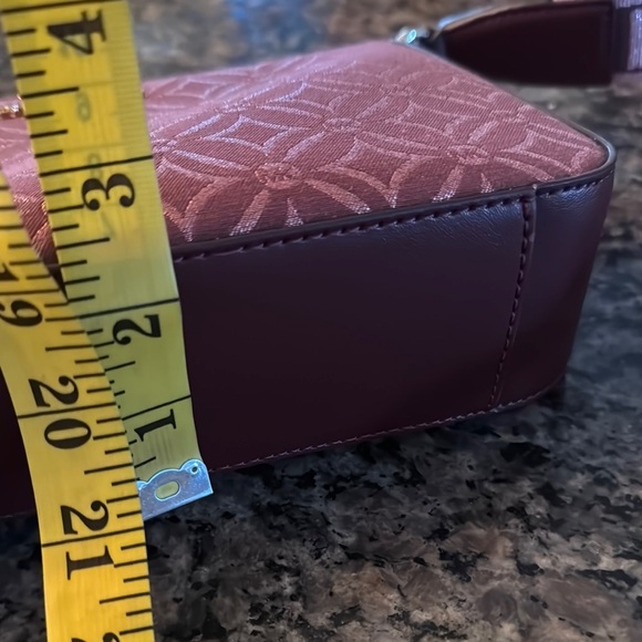 Michael Kors pink Metallic embossed jet set travel Crossbody Bag NWT - Picture 14 of 15